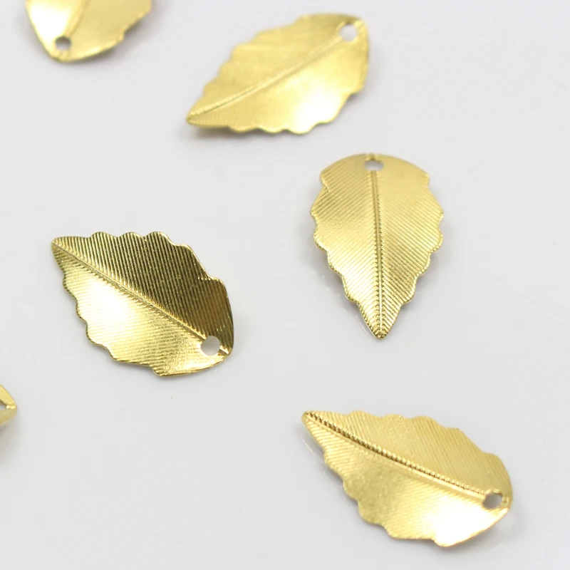 Небольшие медные листья с гравировкой милые Золотые Подвески для изготовления