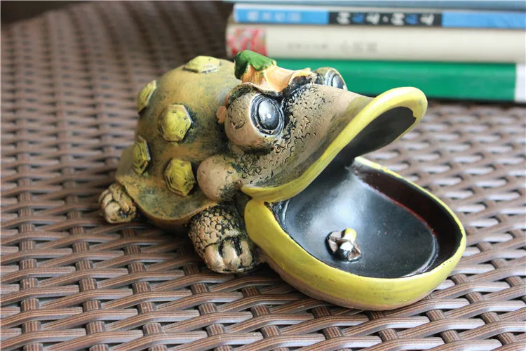 NEWYEARNEW Resin Creative Ashtray Car Ashtrays countryside Crocodile Cigarettes Ash Tray Home Decoration Free Shipping | Дом и сад