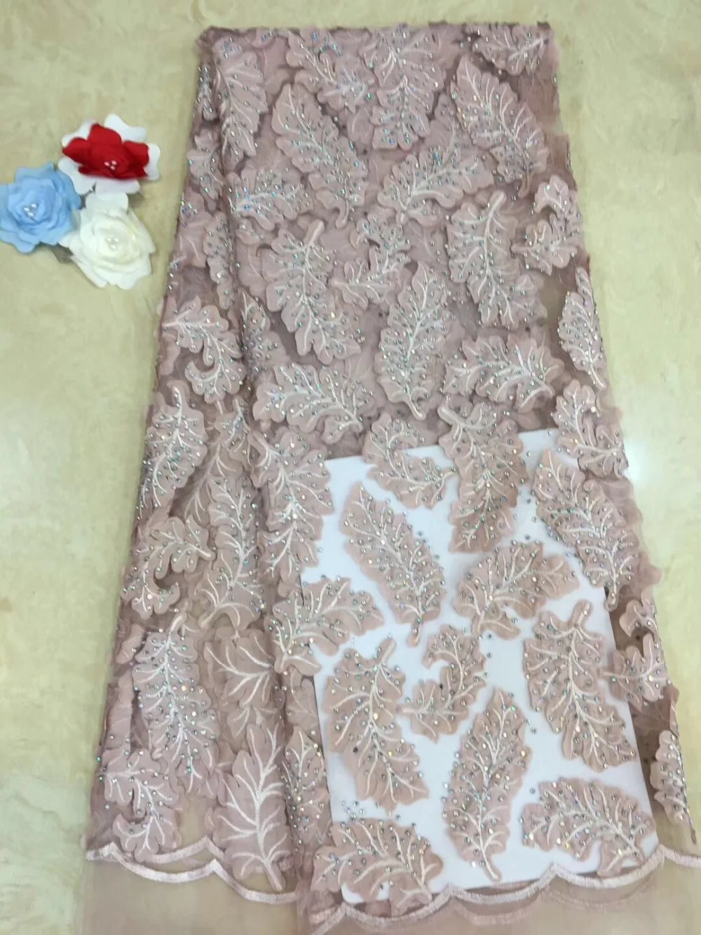 Французский в нигерийском стиле Тюлевая ткань с камушками 2019 Красный Высокое