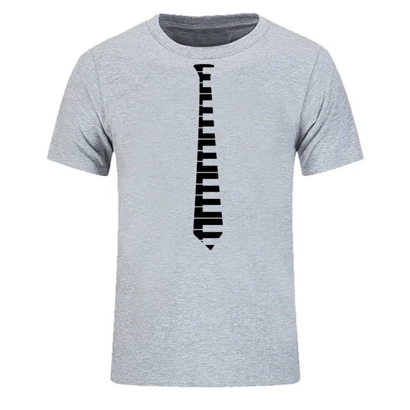 Летняя хлопковая футболка с коротким рукавом и круглым вырезом