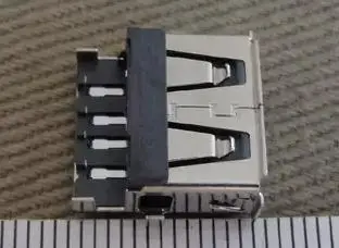 10 ШТ. Импорта для Singatron женский USB Тип разъема 4 P Шен доска подключен 2UB2Y23-000111F H1.4