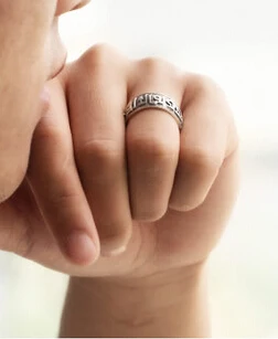 Счастливое кольцо с мантрой 100% титановый из нержавеющей стали 316L санскрит