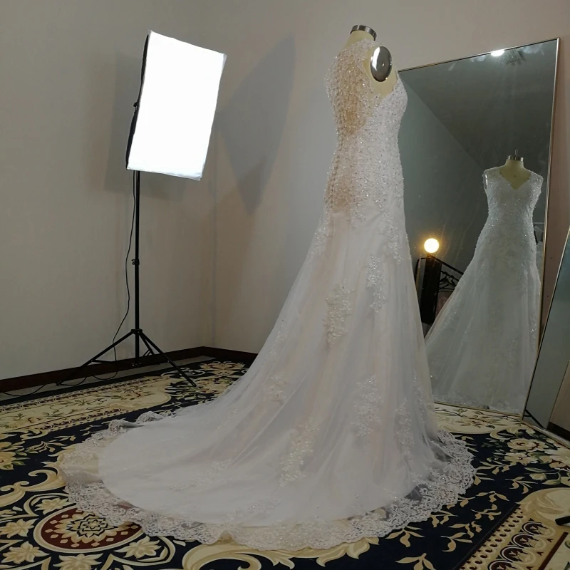 Женское кружевное платье Русалочка MN038 винтажное с треугольным вырезом на спине