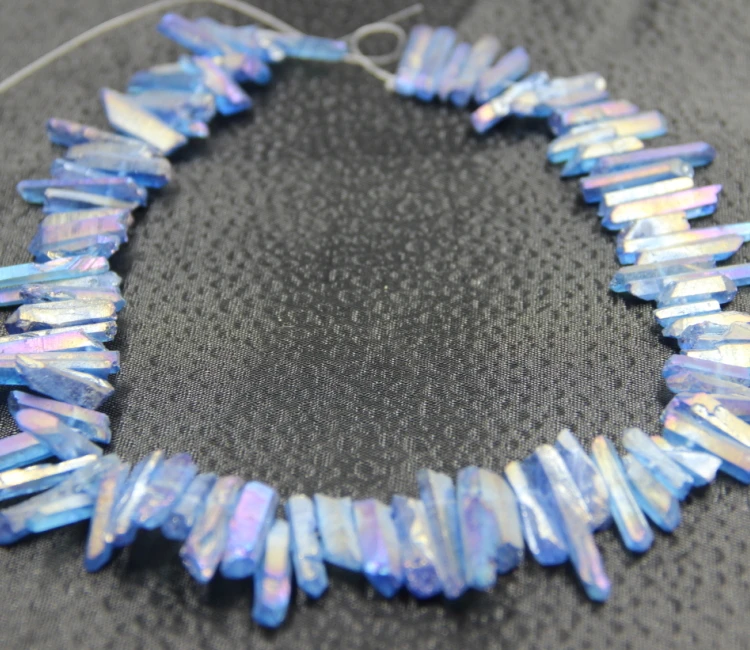 

Approx 70pcs/strand Natural Rainbow Blue Quartz Crystal Point Pendant Rough Top Drilled Spike Stick Gem Beads Crystal Necklace