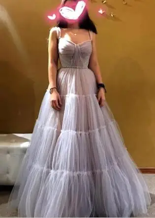 model picture color Новинка из тюля длинное вечернее платье трапециевидной формы без рукавов С НАБОРНЫМИ БРЕТЕЛЬКАМИ шик выпускное платье с оборками с молнией на спине деловое вечерние платья - Color: model picture color