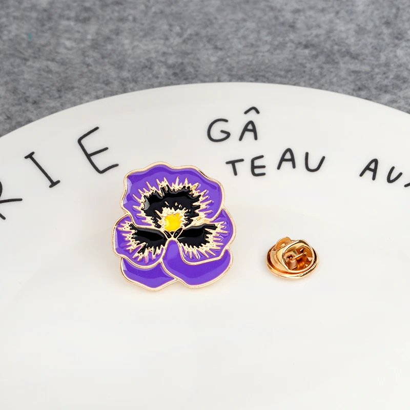 Модная эмалированная брошь XEDZ с фиолетовыми цветами металлическая кнопка значок