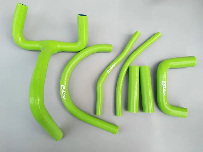 Высококачественный силиконовый радиатор охлаждающей жидкости шланг подходит
