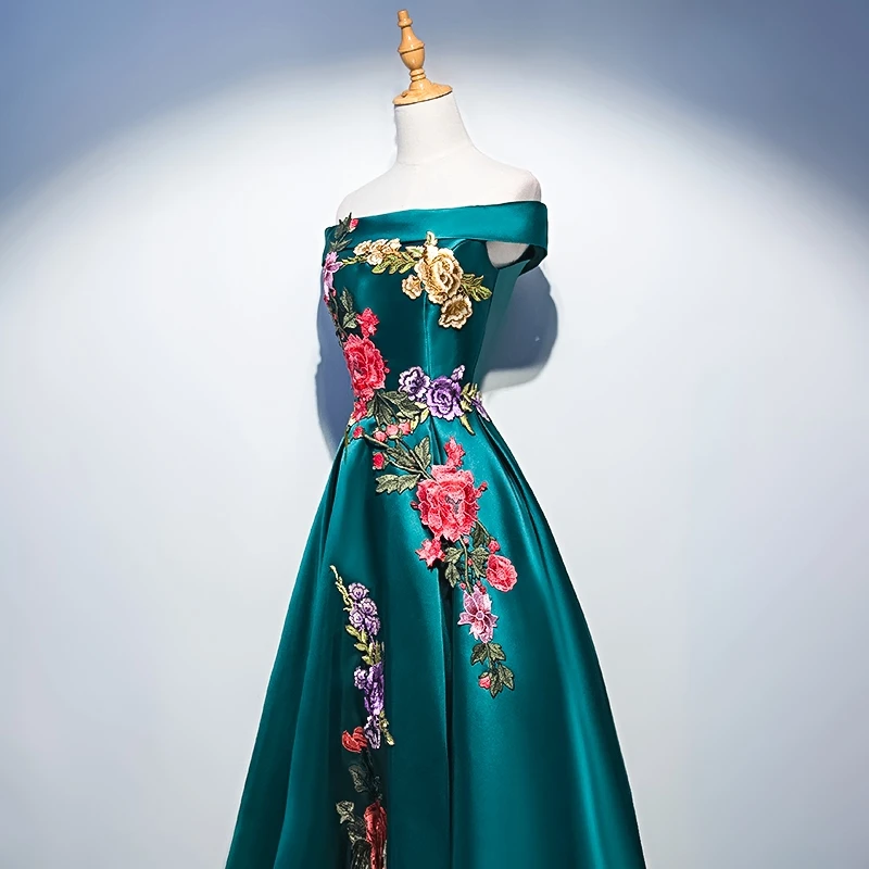 Коктейльные платья JANCEMBER серое и красное с открытой спиной со шнуровкой длиной до