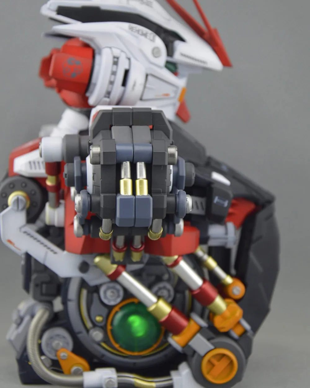Комиксов клуб мотор королевская модель 1/35 семян Gundam Astray красная рамка бюст голова, бюст, статуя/в собранном виде модель Gundam робот gunpla