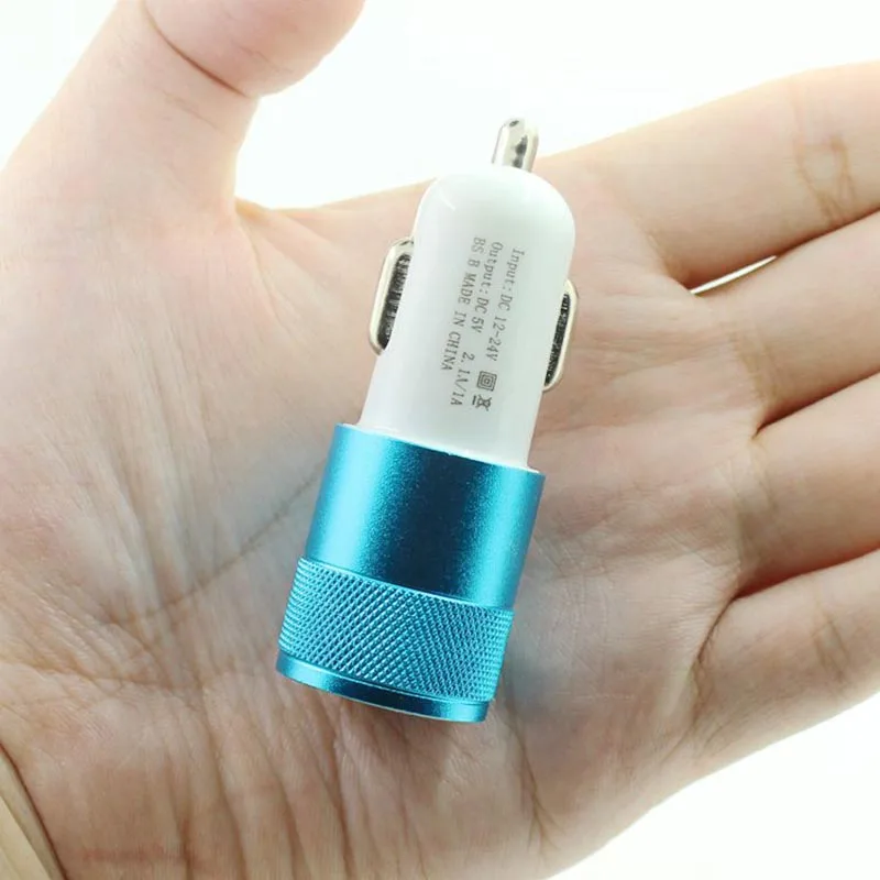Автомобильное зарядное устройство 2 1 а с двумя USB портами из сплава универсальное