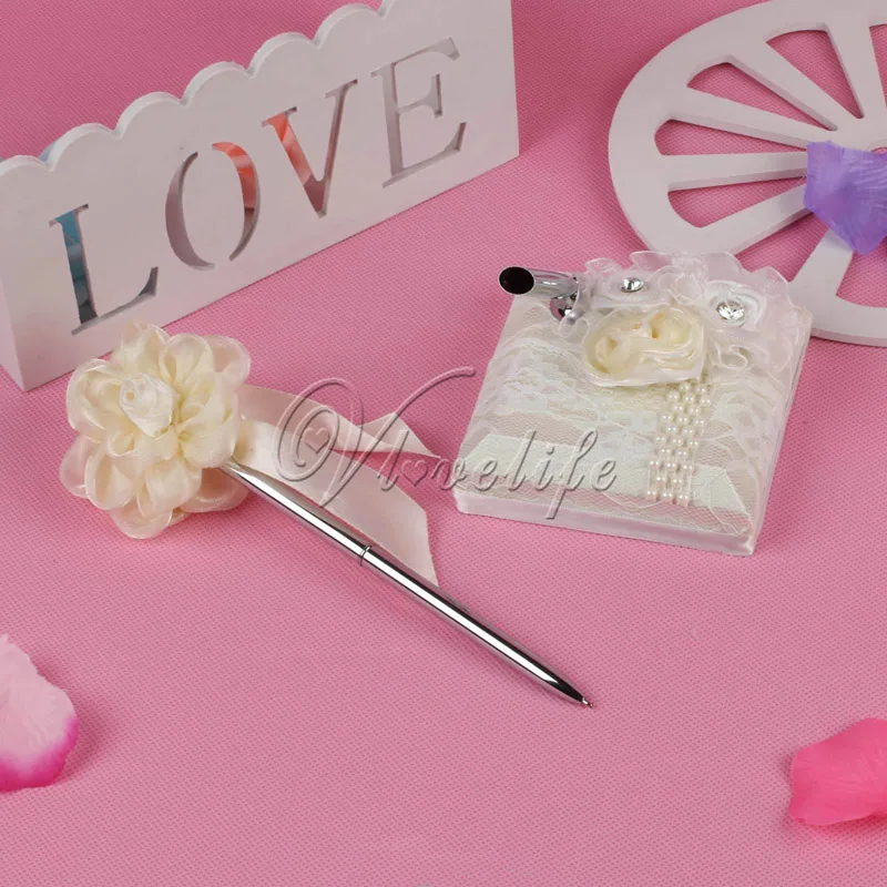 Великолепный свадебный фирменный набор ручек с атласными бантами кружевными