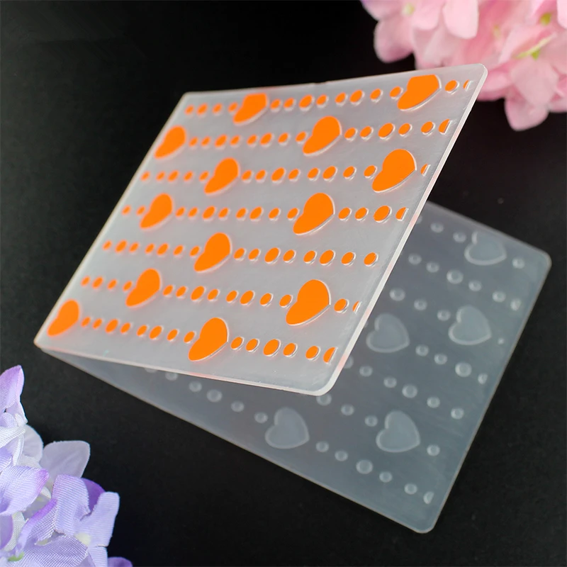 

YLEF005 Heart Plastic Embossing Folder For Scrapbook Stencils DIY Album Cards Making Decoration Craft Template Mold 7.5*10cm