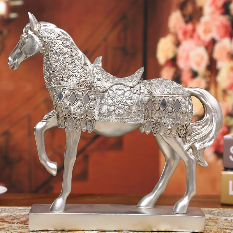 Старинная Военная лошадь свадебные украшения статуэтки миниатюры искусственное