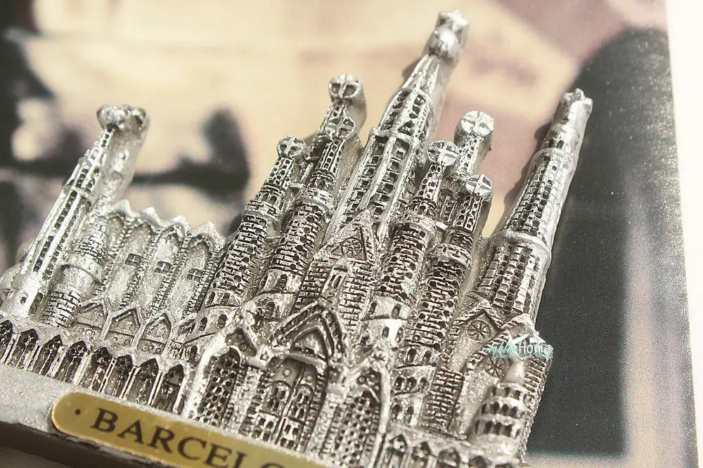 Туристический сувенир из Испании Барселона Sagrada семейство 3D магнит на