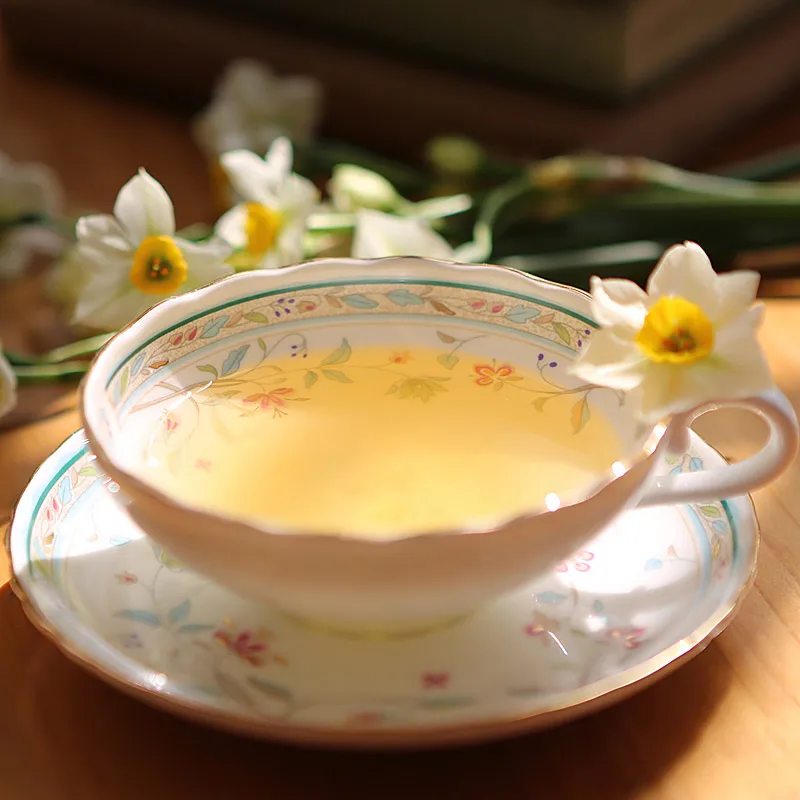 Европейские кофейные чашки из Королевского костяного фарфора блюдца британские