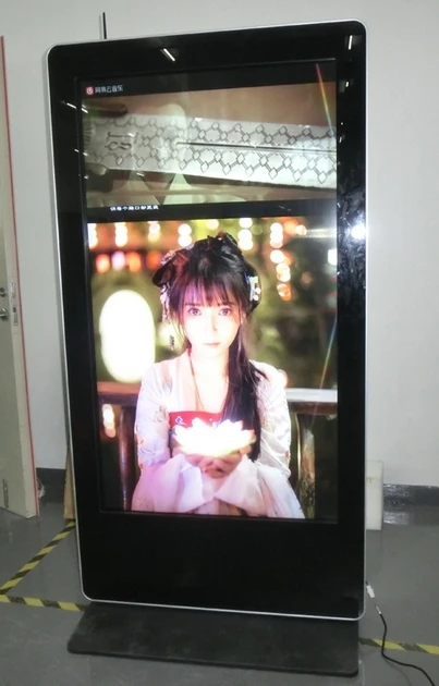 65 55 inch Double-edged advertising digital signage for supermarket with OS built in