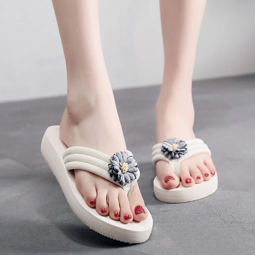 Шлепанцы женские на плоской подошве мягкие сандалии камелии без застежки