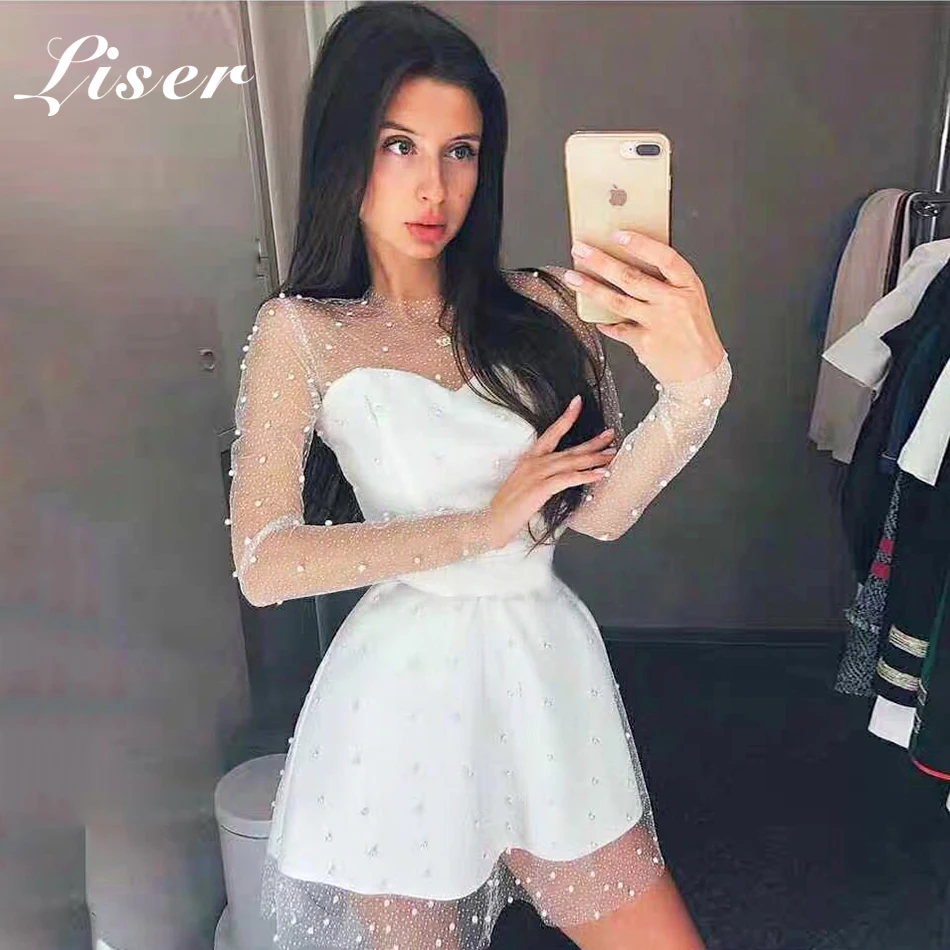 Женское Сетчатое платье с круглым вырезом облегающее черно белое бисером весна