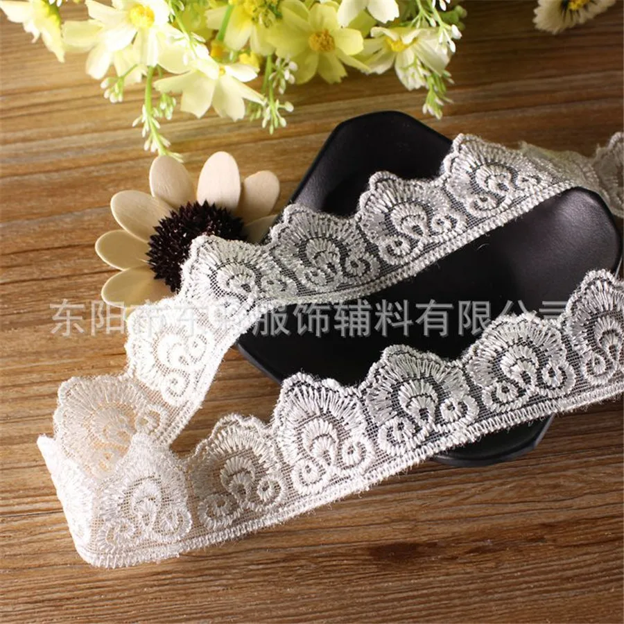 

30yard*3.3 cm Embroidery Lace Ribbon White Cotton Lace Fabric for Skirt Accessories DIY Wedding Handmade Crafts Fashion Sleeve
