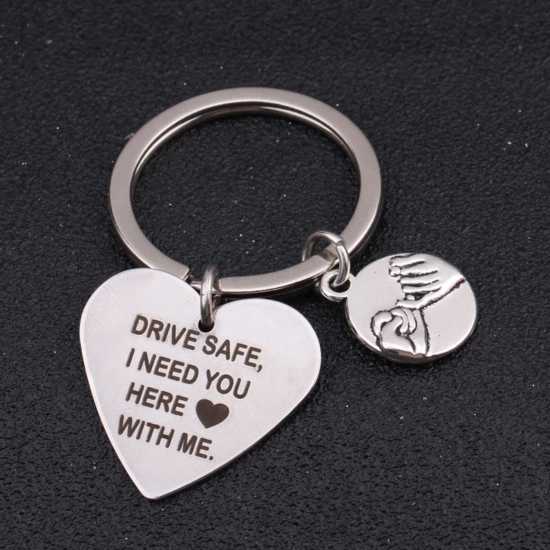 Брелок в виде сердца сейф для вождения мне нужно чтобы вы были здесь со мной