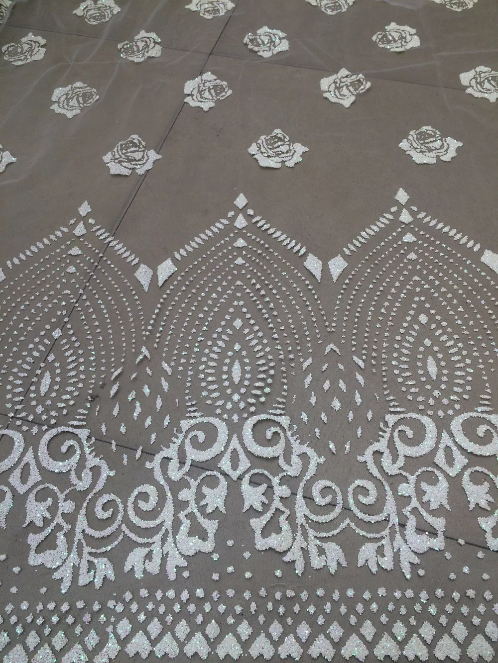 

5 ярдов, белая вышитая Тюлевая сетчатая блестящая кружевная ткань с кристаллами для индийского африканского свадебного/вечернего платья