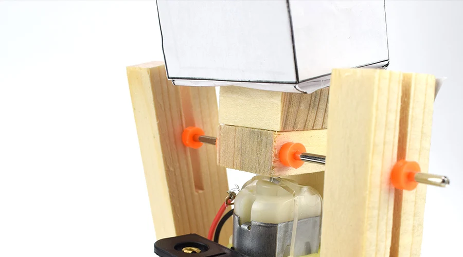Walking Robot Model Kits Toys for Boys Wooden Electric Experiment Science Handmade Assembly Models Educational Toy Study Hobbies