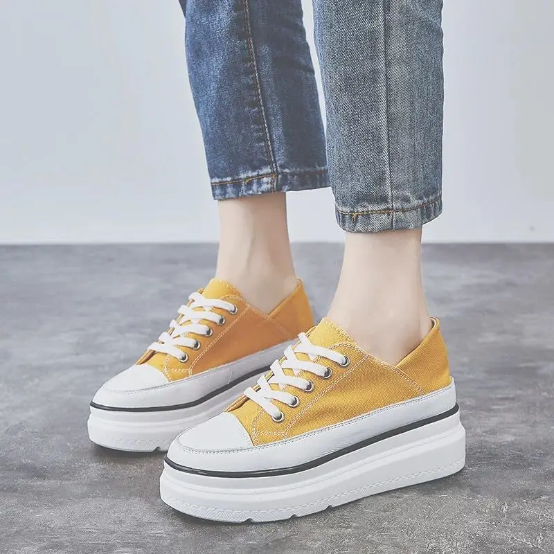 Женские кроссовки на плоской подошве Fujin желтые платформе со шнуровкой