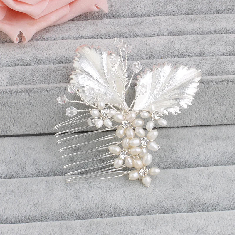 Новинка 2017 года ручной работы с белыми жемчужинами прозрачными кристаллами