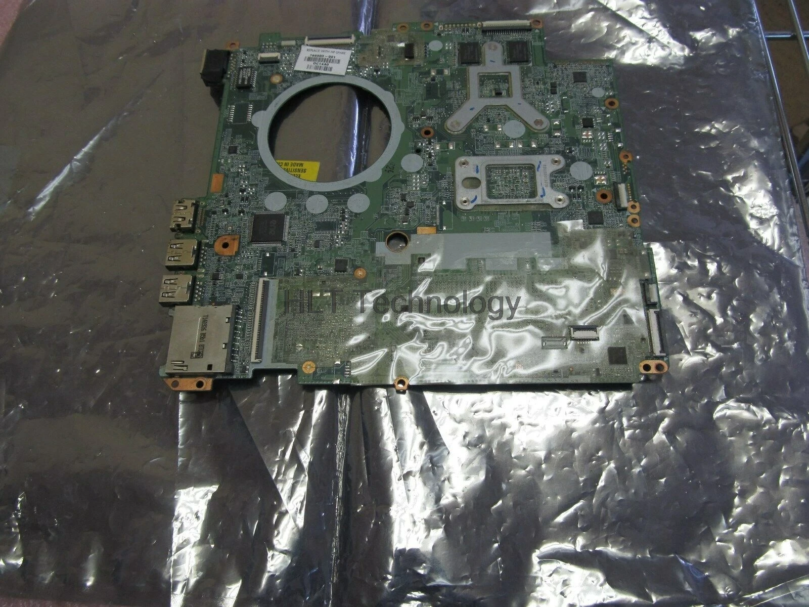 

Laptop motherboard For HP Pavilion 17 17-F DAY23AMB6F0 763428-501 763428-001 A10-5745M CPU 260M/2GB DDR3 Mainboard