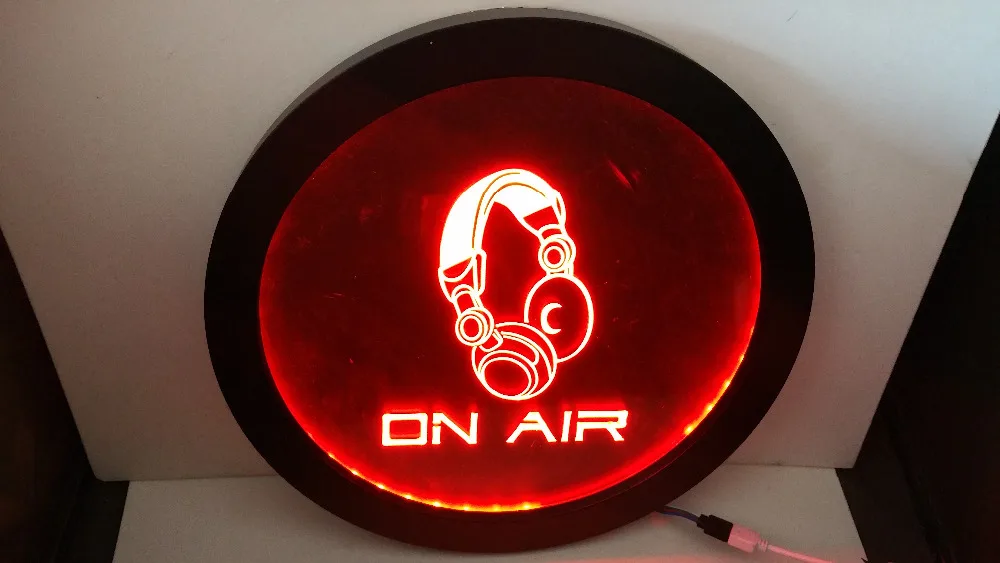 На air man пещера RGB светодиодная многоцветная (16 цветов) Беспроводное управление