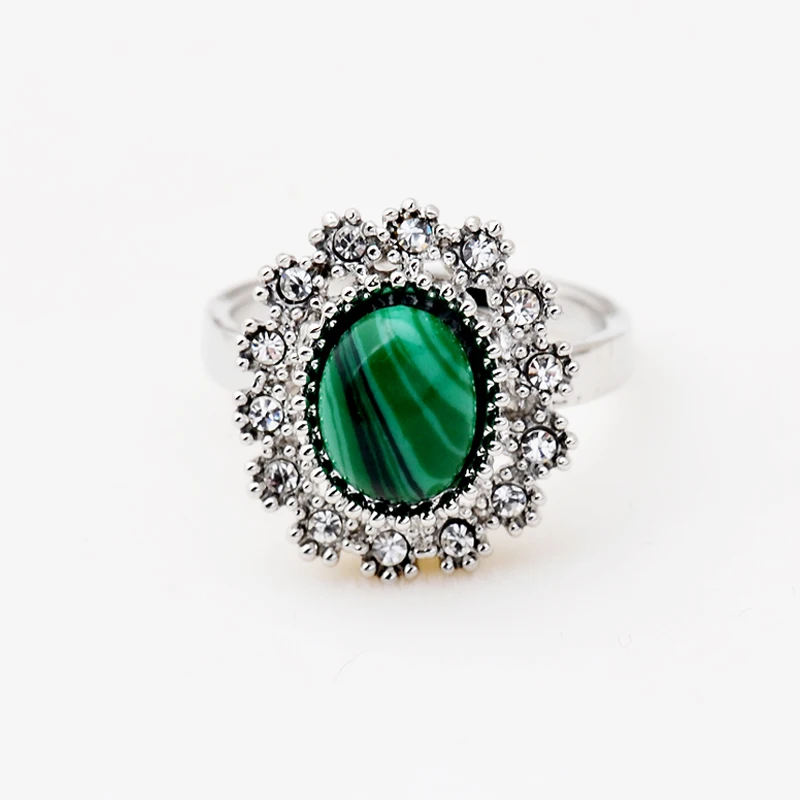 Кольцо из натурального зеленого малахита Овальный интерфейс в виде сот с