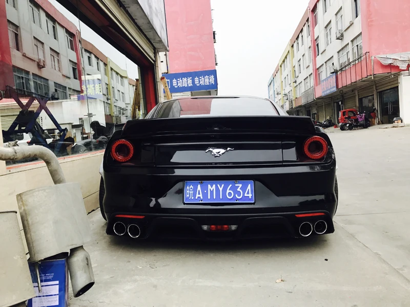 Подходит для Ford Mustang спойлер 2 двери Mustang черный Высококачественный задний спойлер из углеродного волокна