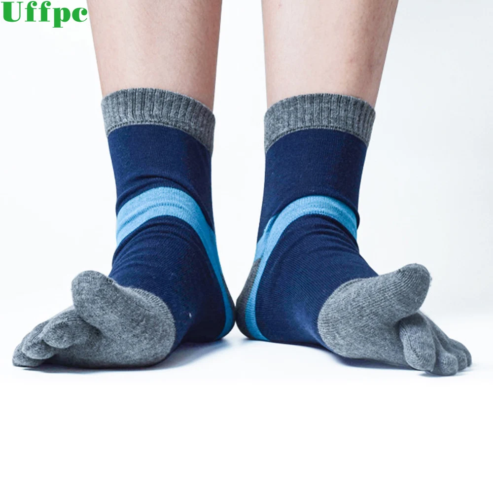 Носки мужские хлопковые контрастных цветов летние контрастные с полосками на