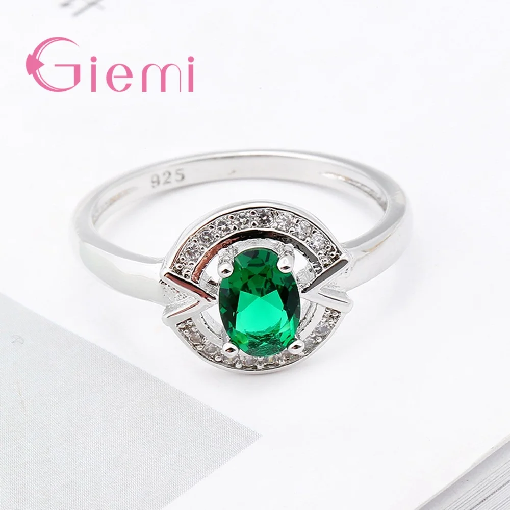 Женское кольцо из серебра 925 пробы с номиналом |