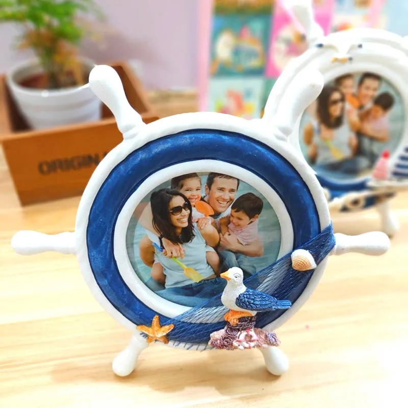 Винтажная деревянная рамка для фотографий в средиземноморском стиле с