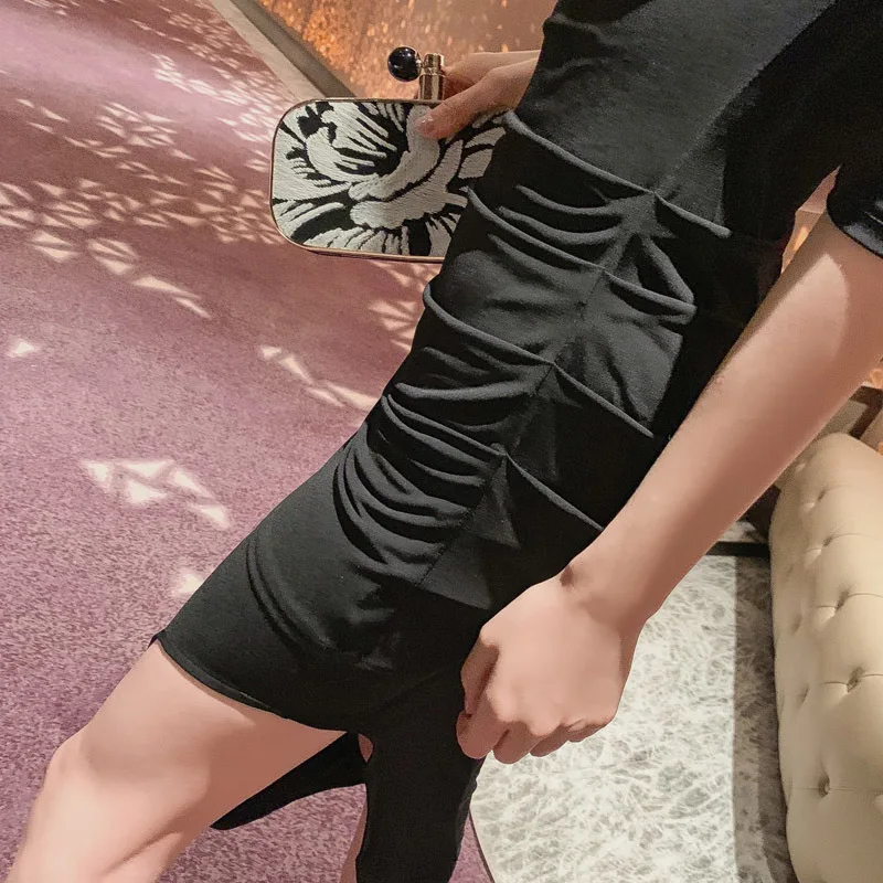 Платье женское асимметричное с коротким рукавом и квадратным вырезом |