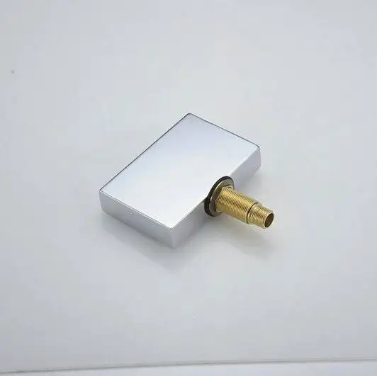 Настенный смеситель для ванной комнаты с водопадом латунный Смеситель