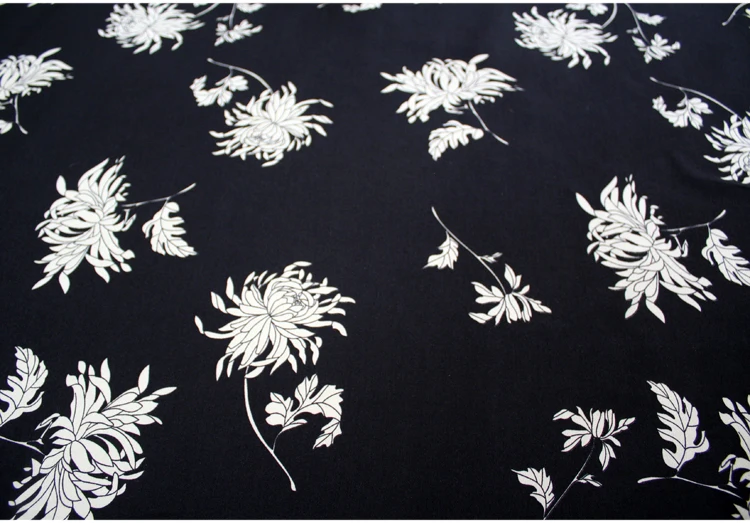 Ткань с хризантемами 150 см не перспективная шифоновая ткань мягкое платье