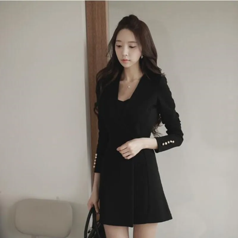 Женское платье с длинным рукавом Mori белое/черное облегающее мини высокой талией