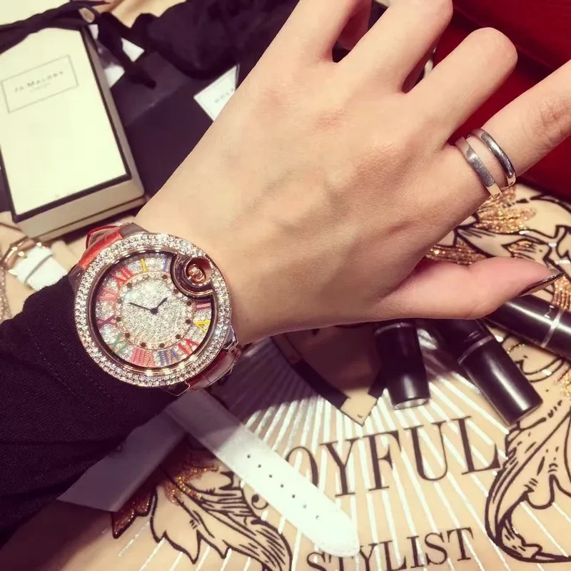 Женские наручные часы кварцевые женские модные Брендовые Часы кожа разноцветные