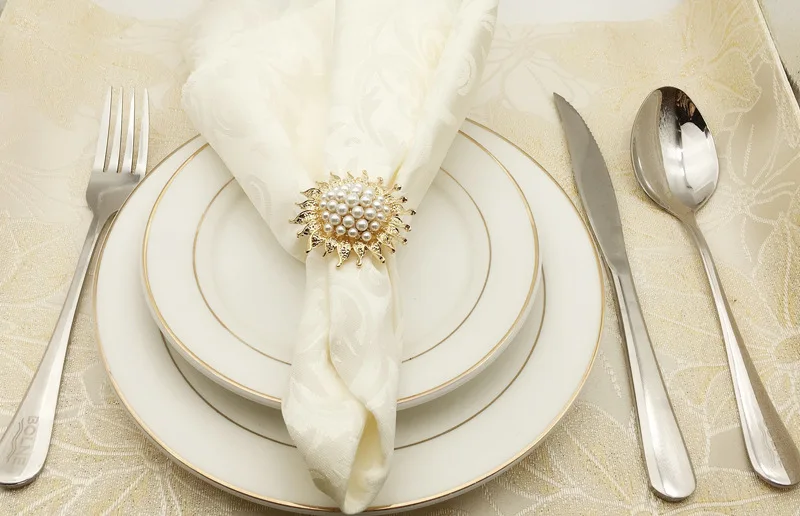 

24PCS alloy pearl sunflower napkin ring wedding supplies home accessories