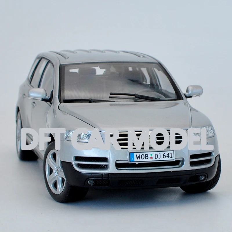 1:18 сплава отступить игрушечный автомобиль Touareg модель детской машинки