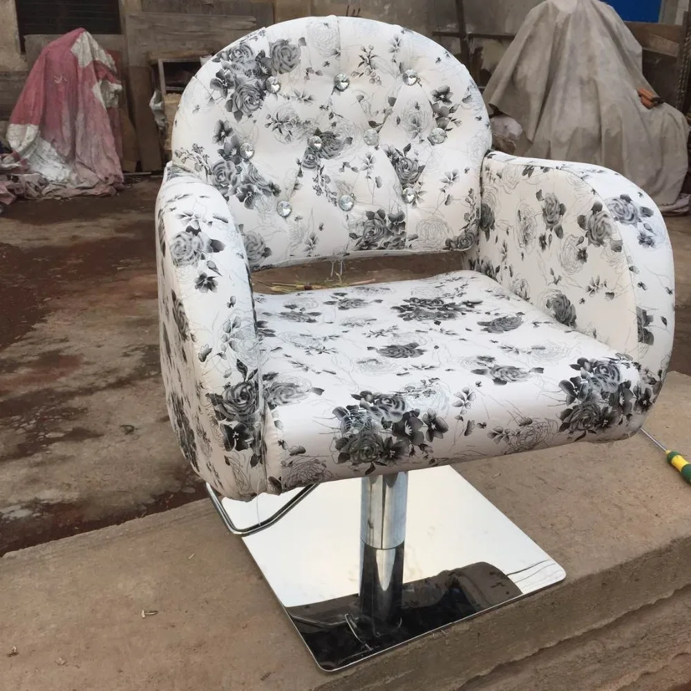 

Manufacturers selling 8037 barber chair. Beauty-care chair. Haircut chair.