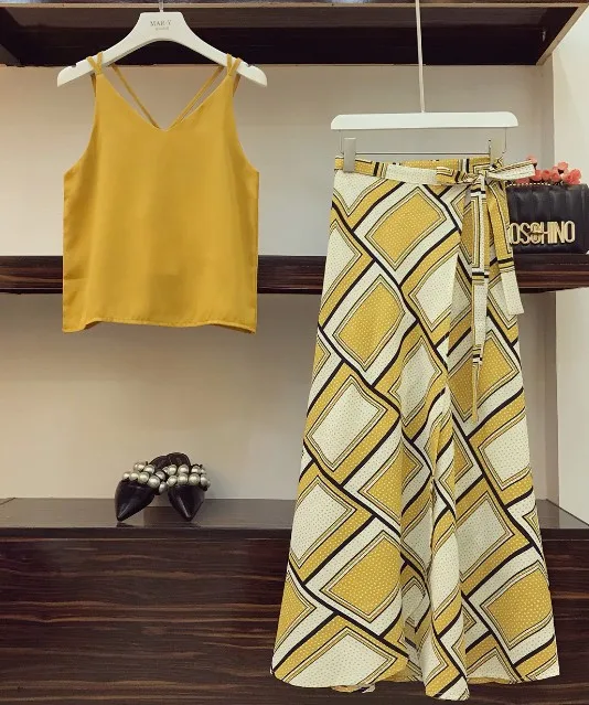 2019 Holiday Wind Summer Skirts Suit Women Sexy Suspender Vest Top + High Waist Split Fork Printing Skirt Two-piece Sets |