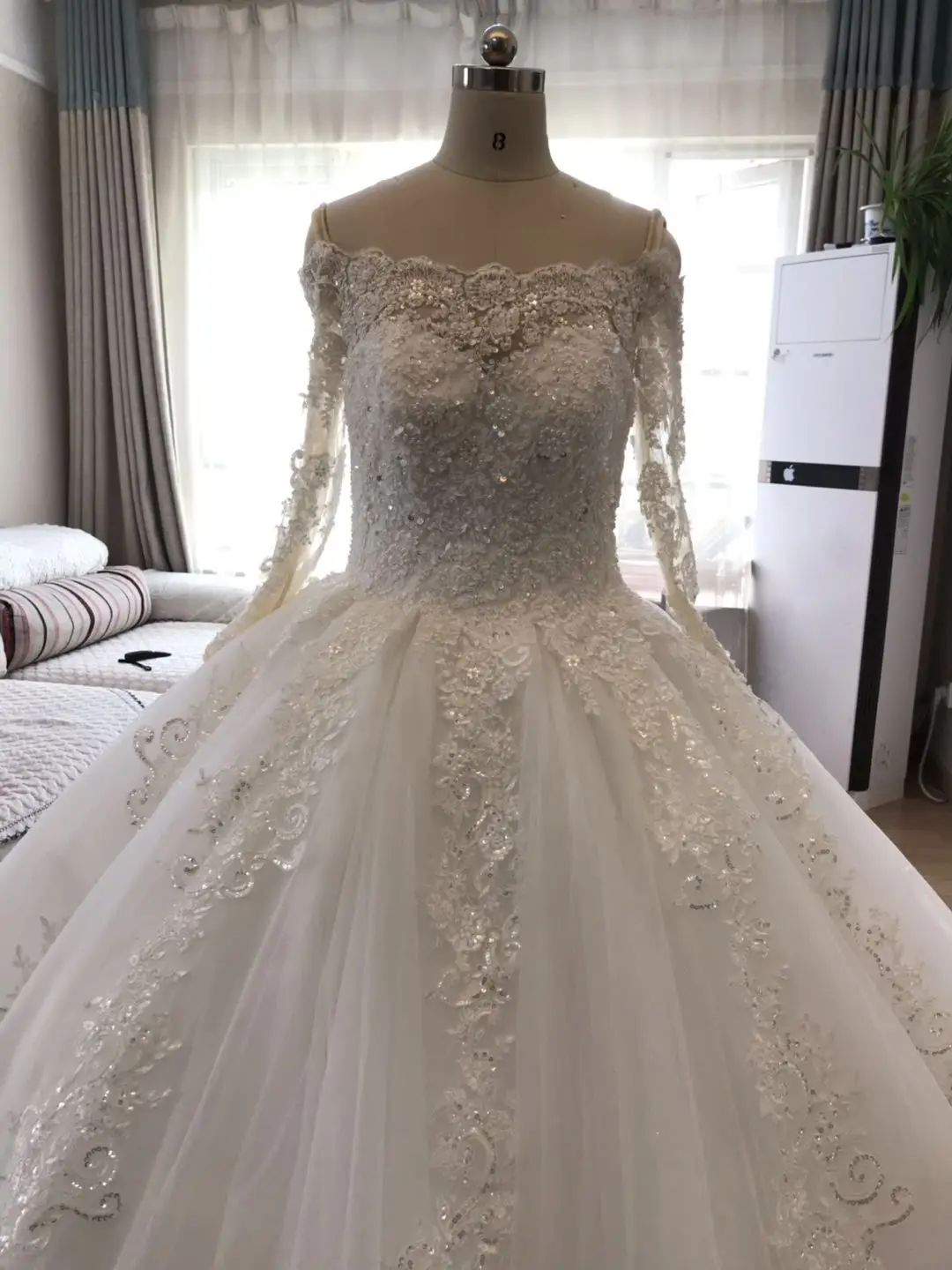 

2019 Nude Neck Wedding Dresses Long Sleeves Off The Shoulder Romantic France Ball Gown Wedding Gown Lace Beaded Vestido De Novia