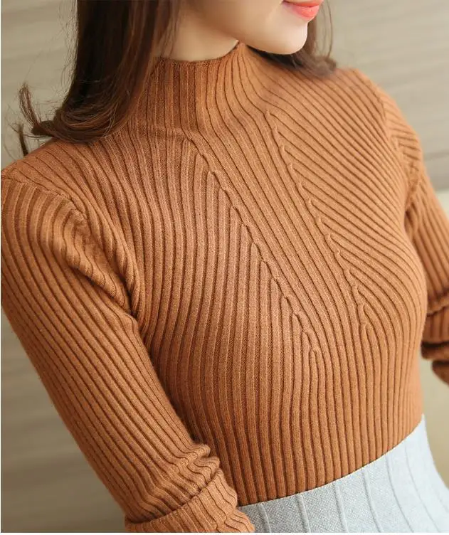 Женский трикотажный свитер-водолазка удобный облегающий с длинным рукавом