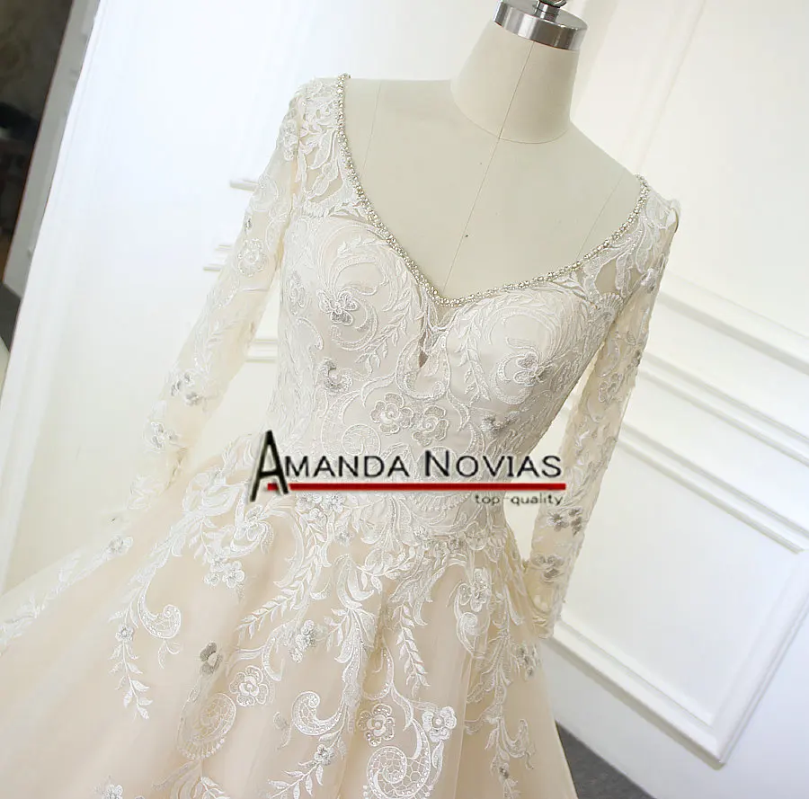 Vestidos de noiva цвет шампанского ТРАПЕЦИЕВИДНОЕ свадебное платье с отверстием на спине
