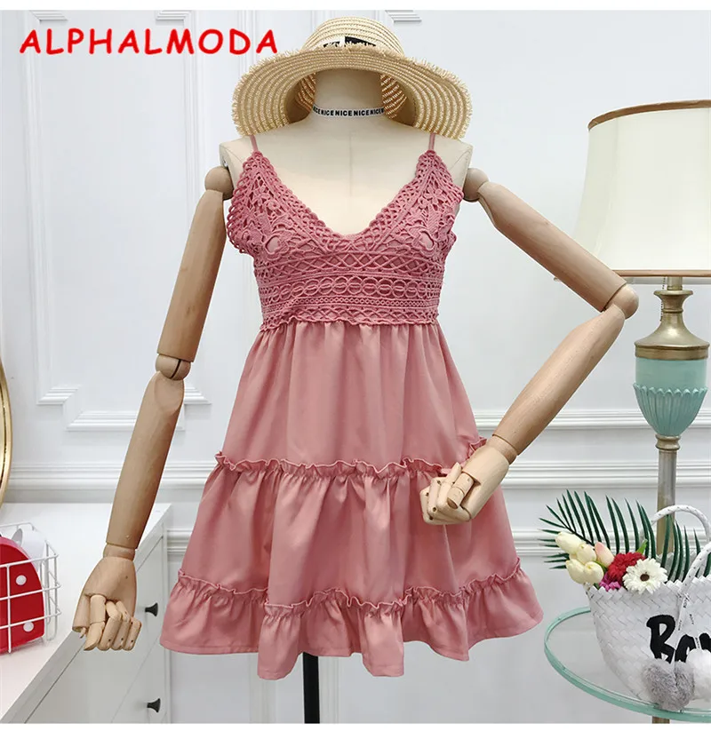 Женское Короткое платье ALPHALMODA с V образным вырезом и открытой спиной высокой