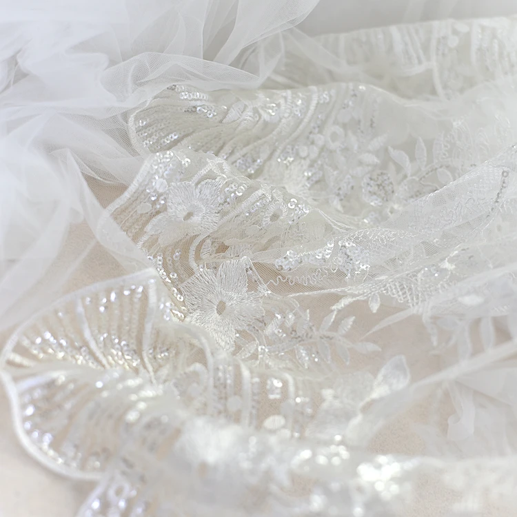 Latest Luxury White Beading Sequin Embroidery Lace Fabric for Wedding Dress | Дом и сад