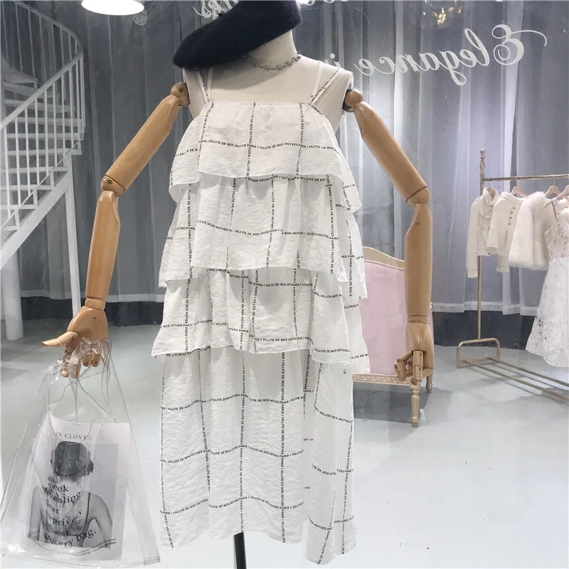 Женское многослойное платье ALPHALMODA на тонких бретельках с оборками и буквенным